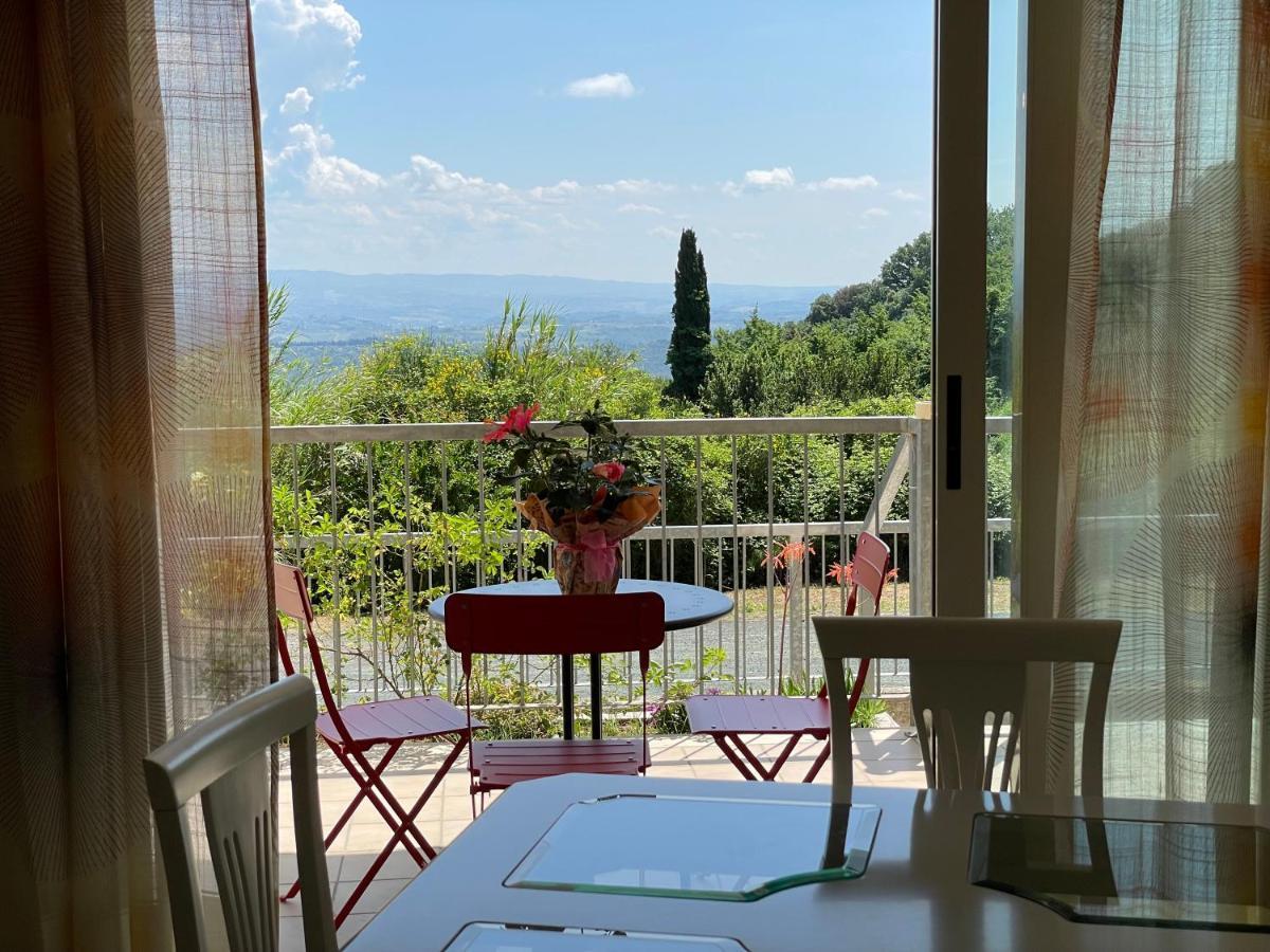 Appartamento A Casa Di Silvia Gambassi Terme Esterno foto