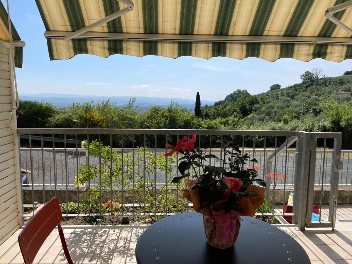 Appartamento A Casa Di Silvia Gambassi Terme Esterno foto