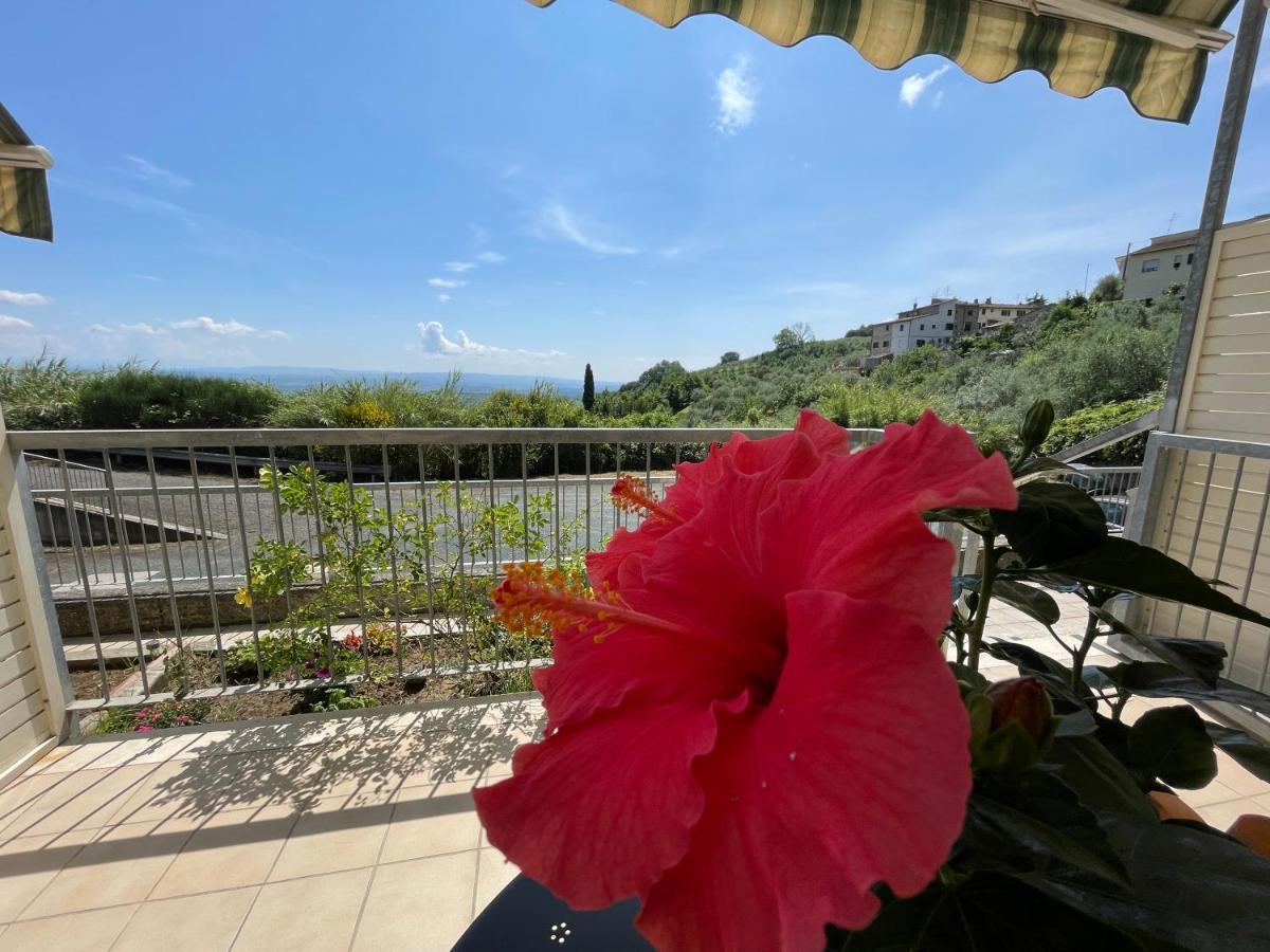 Appartamento A Casa Di Silvia Gambassi Terme Esterno foto