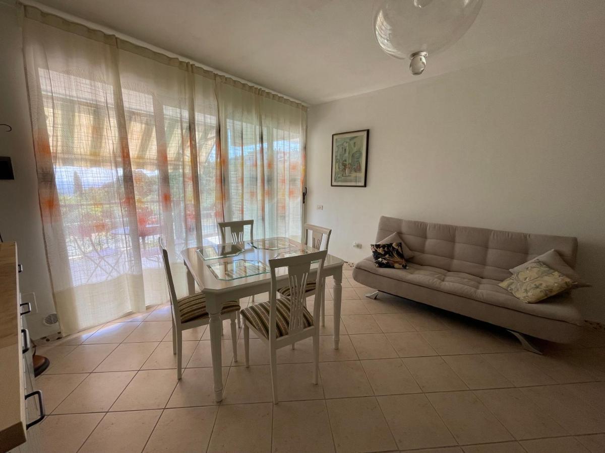 Appartamento A Casa Di Silvia Gambassi Terme Esterno foto